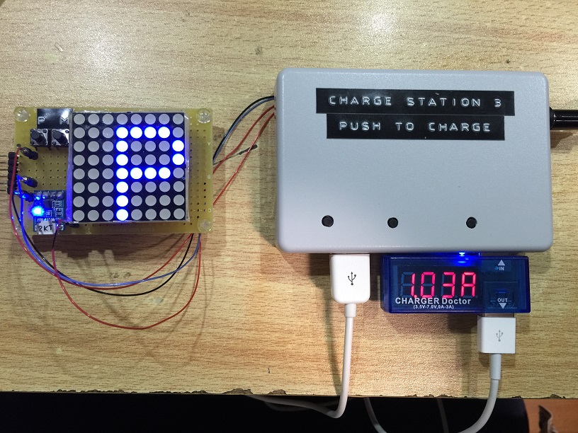 Charge Station Ver.3と表示器